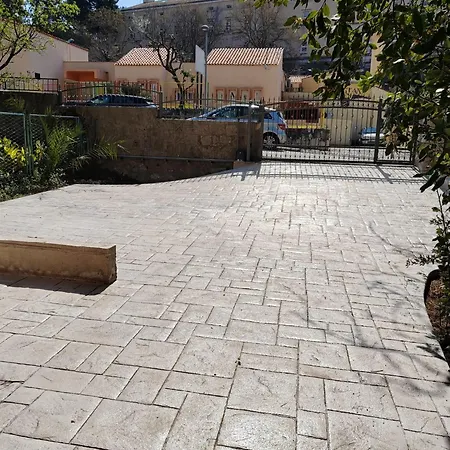 Sanja&sunce Apartamento