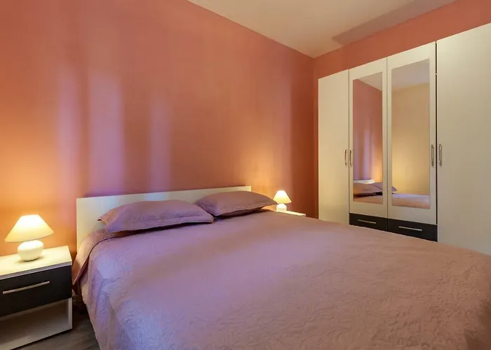 דירה Sanja&sunce